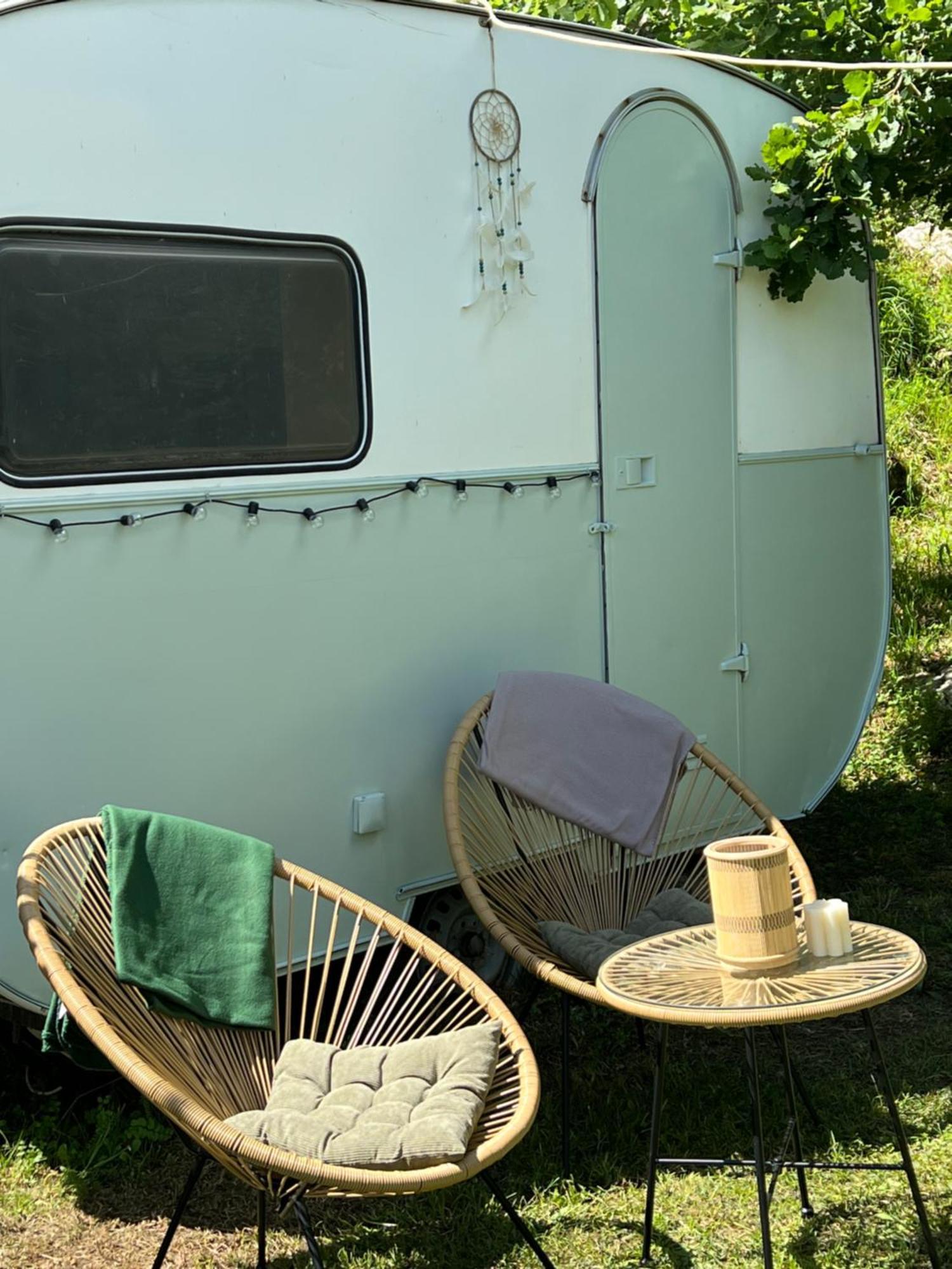 Camp Oaza,Lipa Hotel Cetinje Ngoại thất bức ảnh